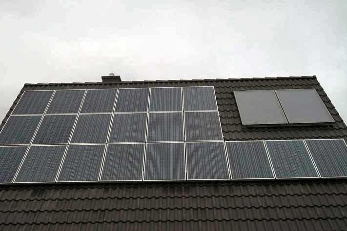 Photovoltaik-Anlage auf Dach